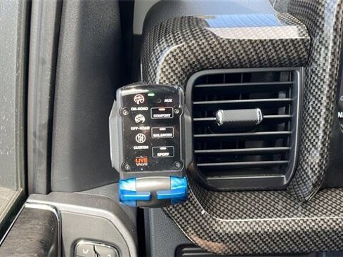 New 2025 Ford F250 Lariat w/ Lariat Ultimate Package image 33