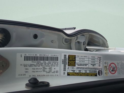 Used 2019 Toyota Tacoma SR5 image 27