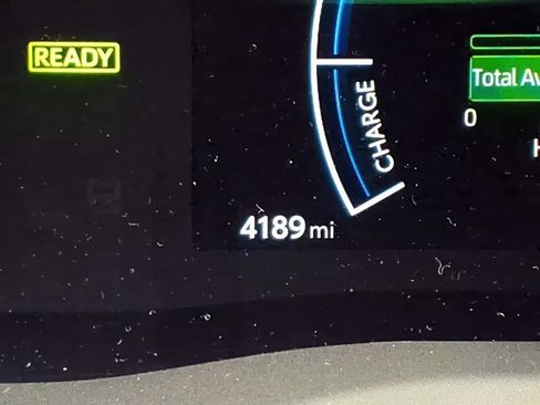 Certified 2025 Toyota Camry SE w/ Convenience Package image 25