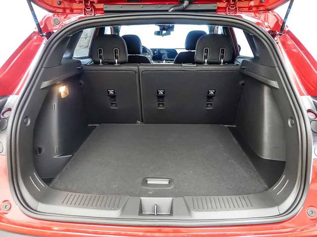 New 2026 Chevrolet Trax RS w/ Driver Confidence Package FWD image 8