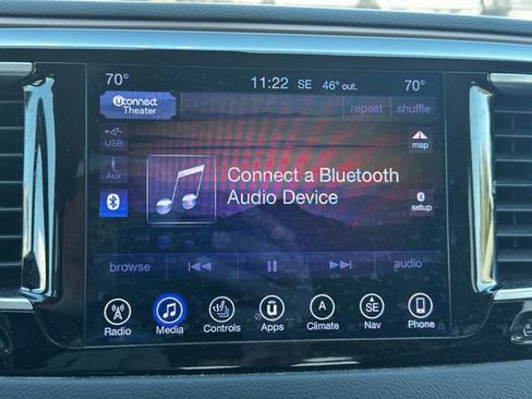Used 2017 Chrysler Pacifica Touring-L Plus w/ Tire & Wheel Group FWD image 30