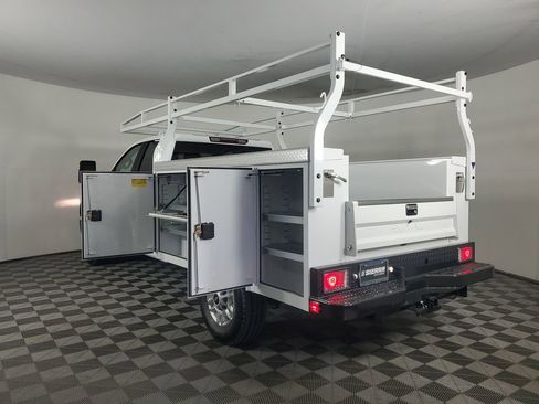 New 2026 Chevrolet Silverado 2500 W/T w/ WT Convenience Package image 6