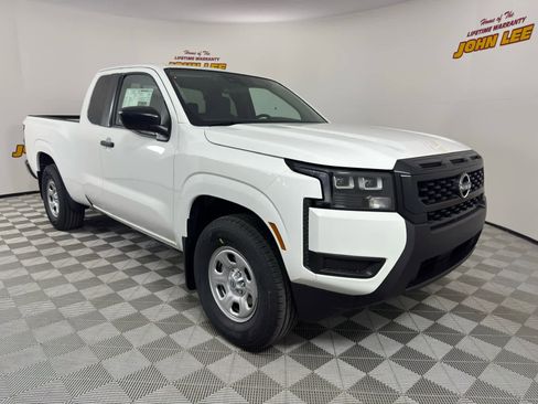New 2026 Nissan Frontier S image 8