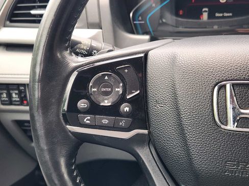 Used 2018 Honda Odyssey EX-L image 25