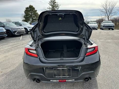 Used 2024 Toyota GR86 Premium image 31