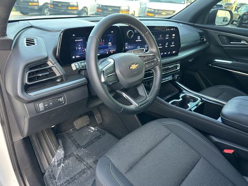 Certified 2025 Chevrolet Traverse LT image 15