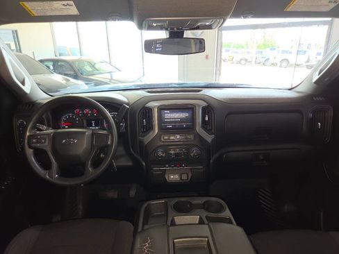 Used 2021 Chevrolet Silverado 1500 Custom Trail Boss AWD/4WD image 26