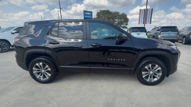 Certified 2026 Chevrolet Equinox LT w/ Convenience Package II AWD/4WD image 9