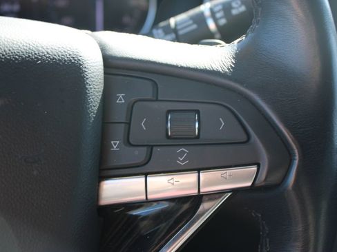 Used 2024 Cadillac XT6 Premium Luxury image 40