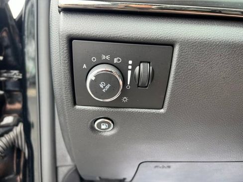 Used 2019 Jeep Grand Cherokee Limited X AWD/4WD image 10