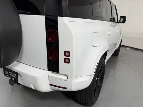 Used 2020 Land Rover Defender 110 S AWD/4WD image 6