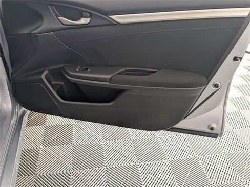 Used 2017 Honda Civic EX-T image 30