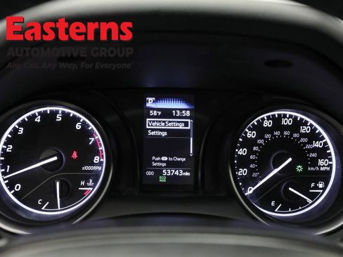 Used 2024 Toyota Camry SE image 18