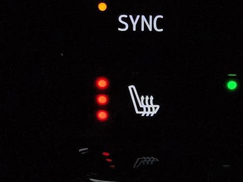 Used 2024 Buick Encore GX Avenir w/ Avenir Convenience Package image 6