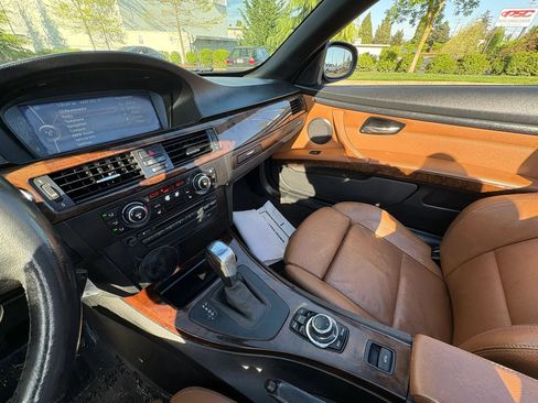 Used 2011 BMW 335i Convertible RWD image 17