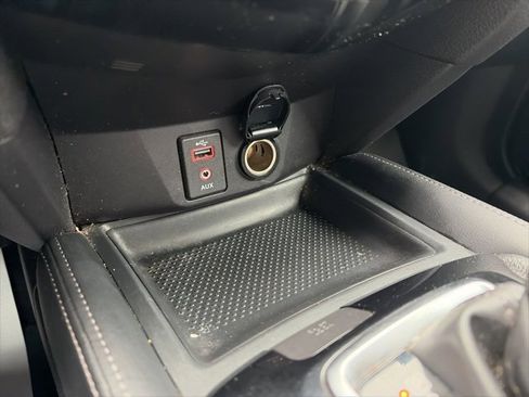 Used 2017 Nissan Rogue SL w/ SL Premium Package image 19