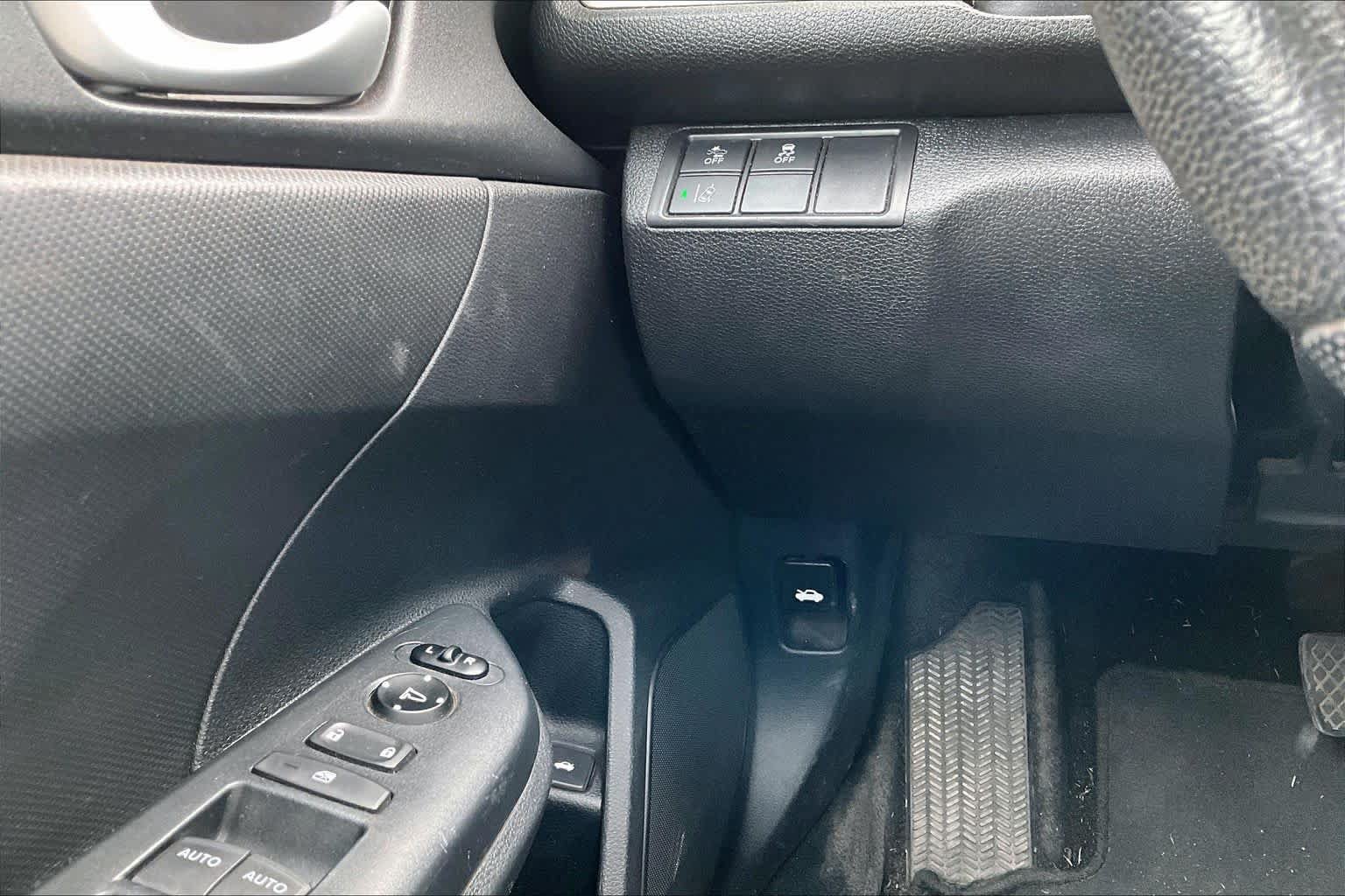 Used 2019 Honda Civic LX image 31