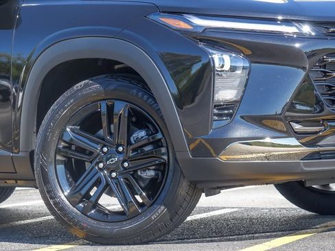 New 2026 Chevrolet Trax ACTIV w/ Sunroof Package image 4