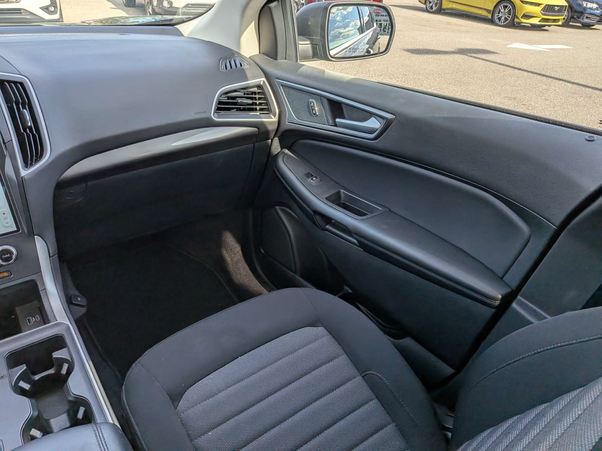Used 2024 Ford Edge SE AWD/4WD image 17