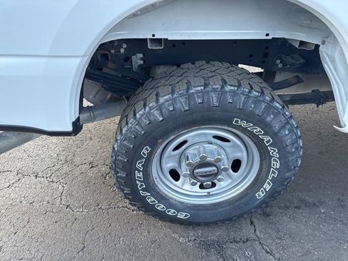 Certified 2023 Ford F350 XL w/ Snow Plow Prep Package image 31