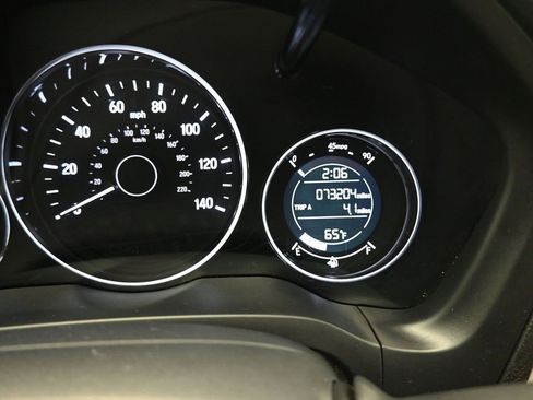 Used 2019 Honda HR-V LX image 13