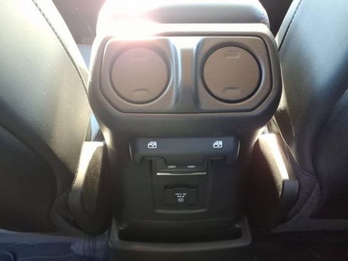 Certified 2026 Jeep Wrangler Unlimited Rubicon image 17