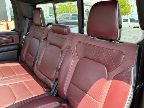 Used 2025 RAM 1500 Limited AWD/4WD image 19