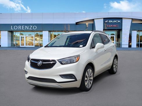 Used 2019 Buick Encore Preferred FWD image 1