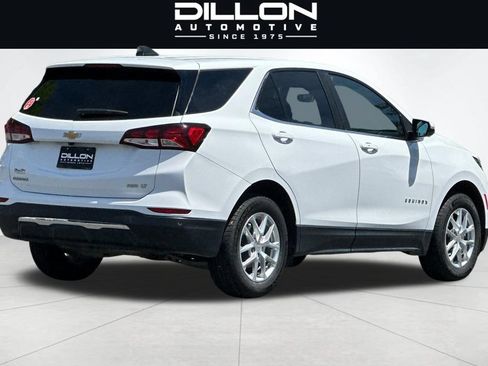 Used 2024 Chevrolet Equinox LT AWD/4WD image 4