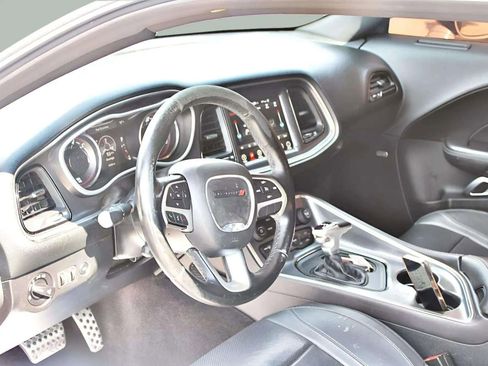 Used 2017 Dodge Challenger SXT Plus image 11