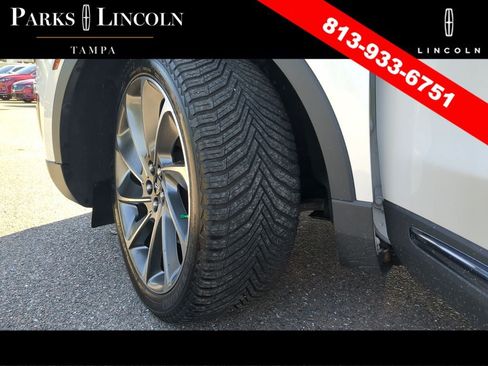 Used 2019 Lincoln Nautilus Reserve w/ Driver Assistance Package FWD image 35