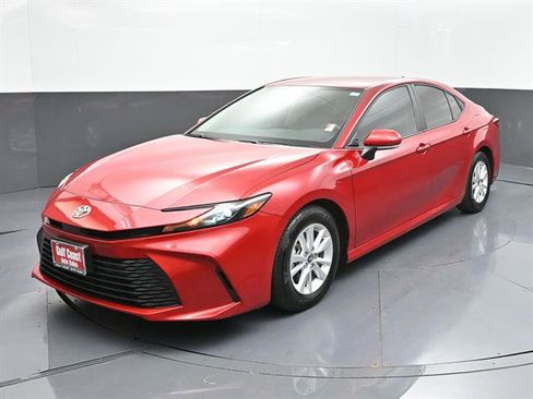 Certified 2025 Toyota Camry LE w/ Convenience Package FWD image 26