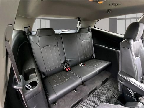 Used 2015 Chevrolet Traverse LTZ FWD image 23