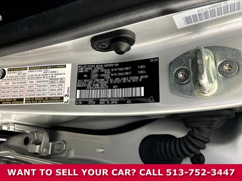 Used 2024 Toyota 4Runner SR5 Premium AWD/4WD image 19
