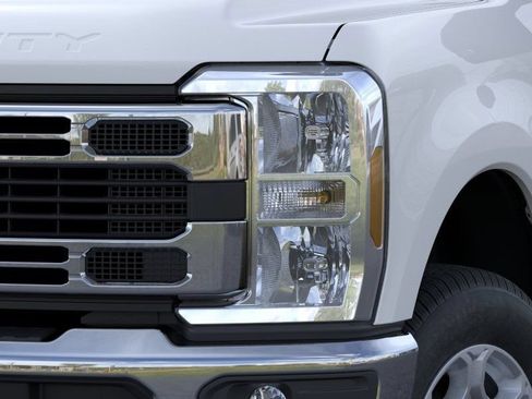 New 2026 Ford F350 4x4 SuperCab Super Duty image 18
