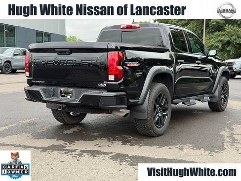 Used 2025 Chevrolet Colorado Trail Boss AWD/4WD image 5