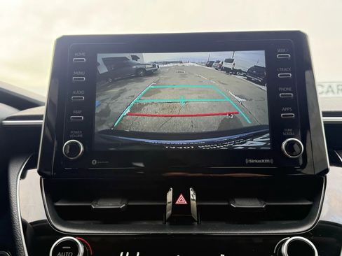 Used 2021 Toyota Corolla LE image 34