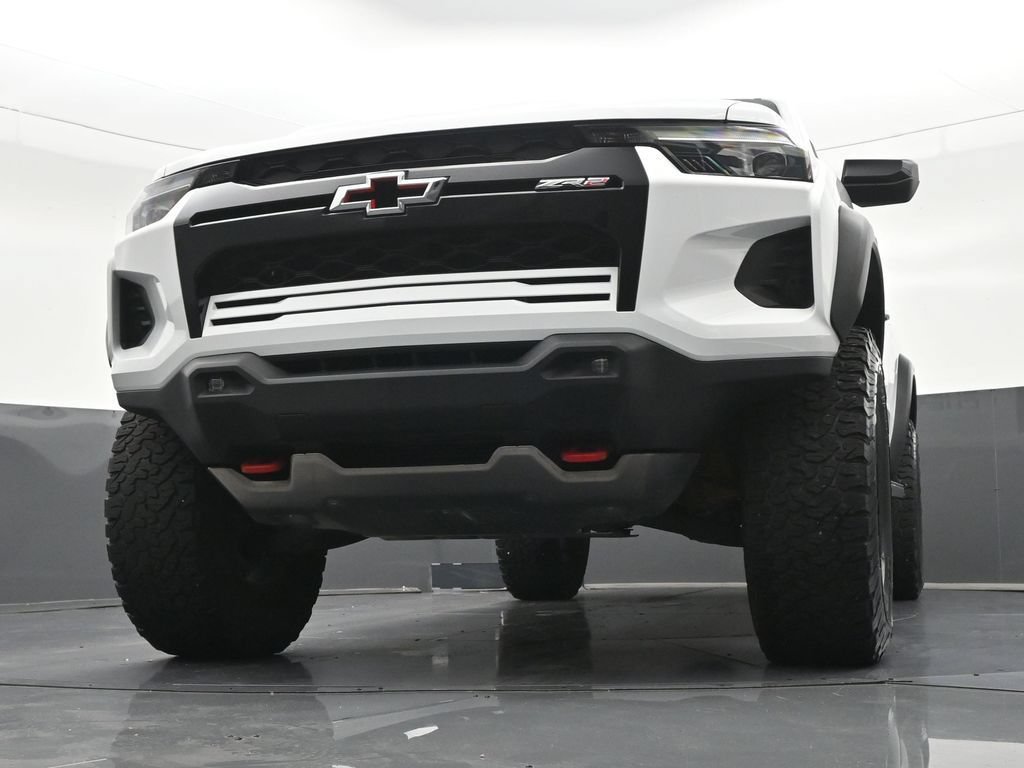 Used 2024 Chevrolet Colorado ZR2 AWD/4WD image 35