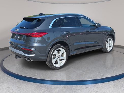 Certified 2025 Audi Q5 Premium Plus w/ Premium Plus AWD/4WD image 7