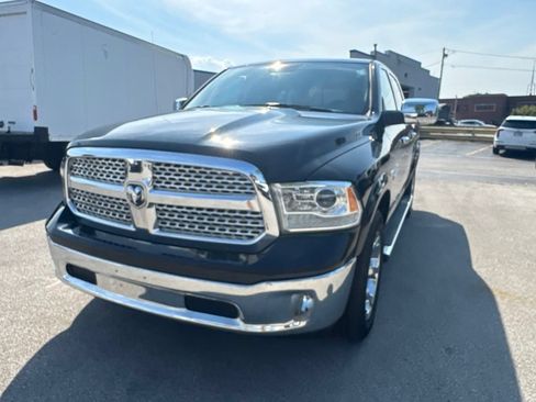 Used 2018 RAM 1500 Laramie AWD/4WD image 53