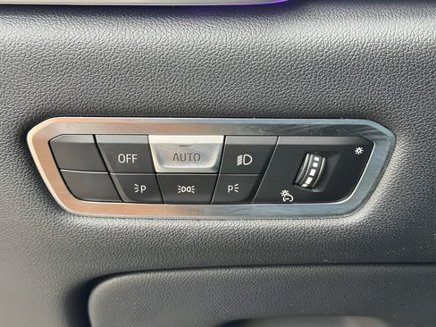 Used 2023 BMW X5 xDrive45e AWD/4WD image 19
