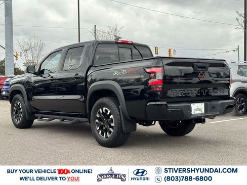 Used 2022 Nissan Frontier PRO-4X image 12
