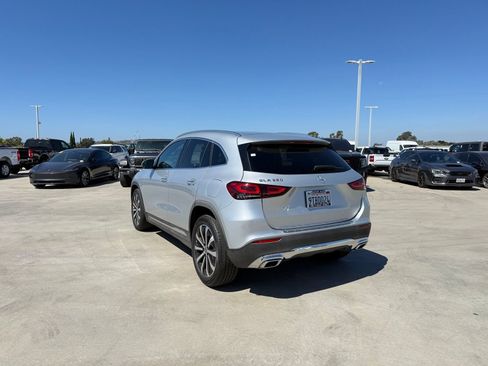 Used 2021 Mercedes-Benz GLA 250 image 2