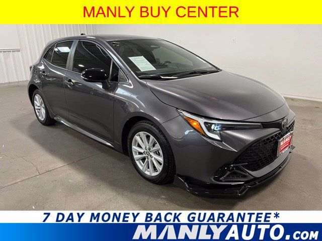 Used 2026 Toyota Corolla SE FWD image 1