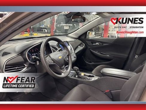 Used 2024 Chevrolet Malibu LT image 13