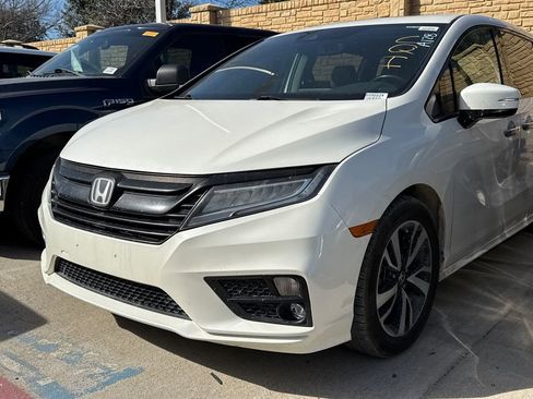 Used 2018 Honda Odyssey Elite image 7