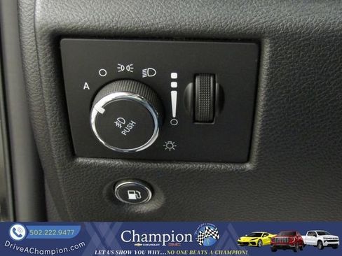 Used 2020 Jeep Grand Cherokee Limited w/ Luxury Group II image 28