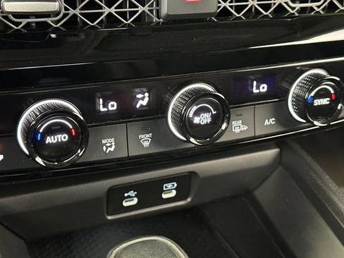 Used 2024 Honda Accord EX-L image 22