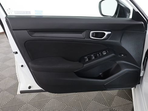 Used 2023 Honda Civic Sport image 19