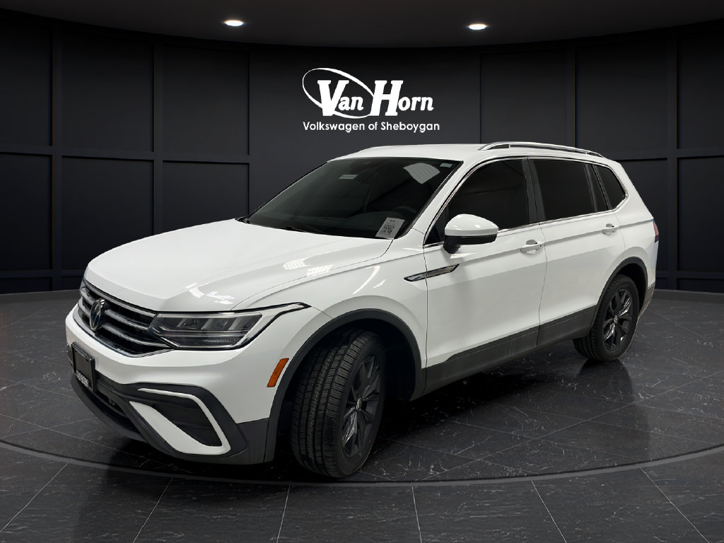 Used 2022 Volkswagen Tiguan SE AWD/4WD image 3